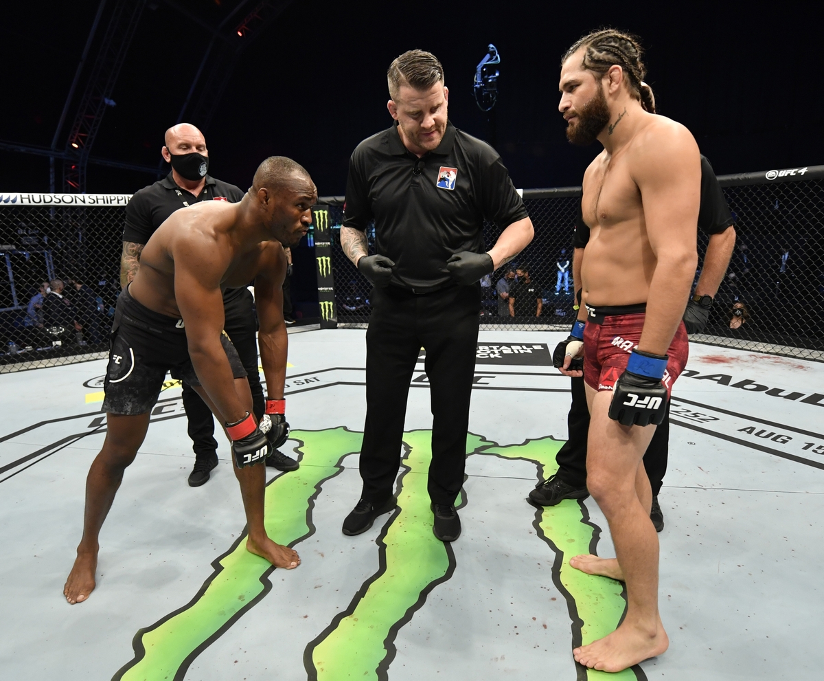 video review : UFC 261