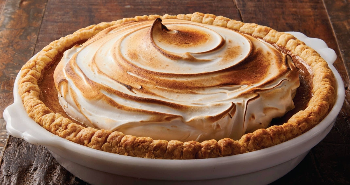 a pumpkin meringue pie