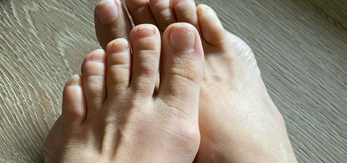 Diane Kruger's toes
