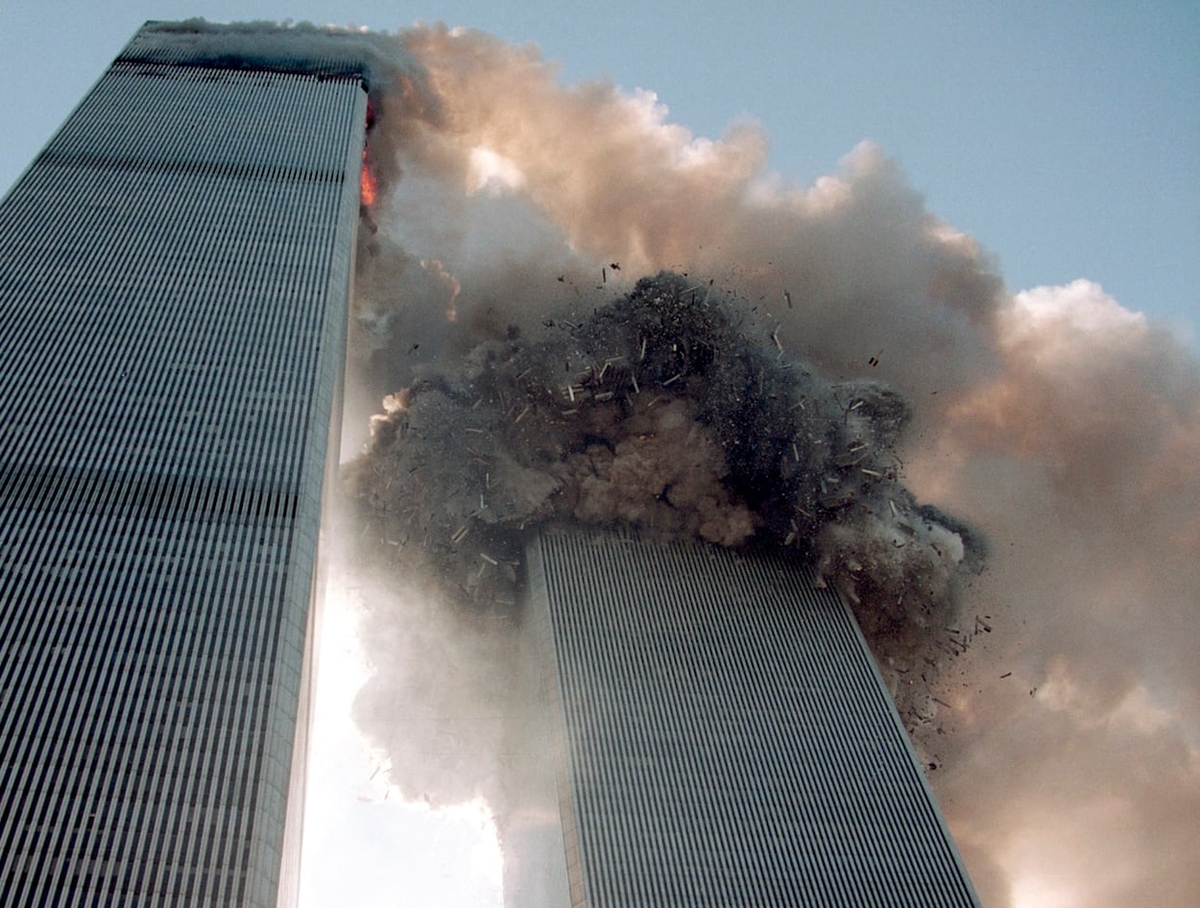 the World Trade Center's South Tower collapsing