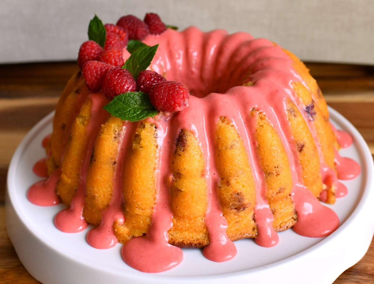 a lemon raspberry Bundt cake