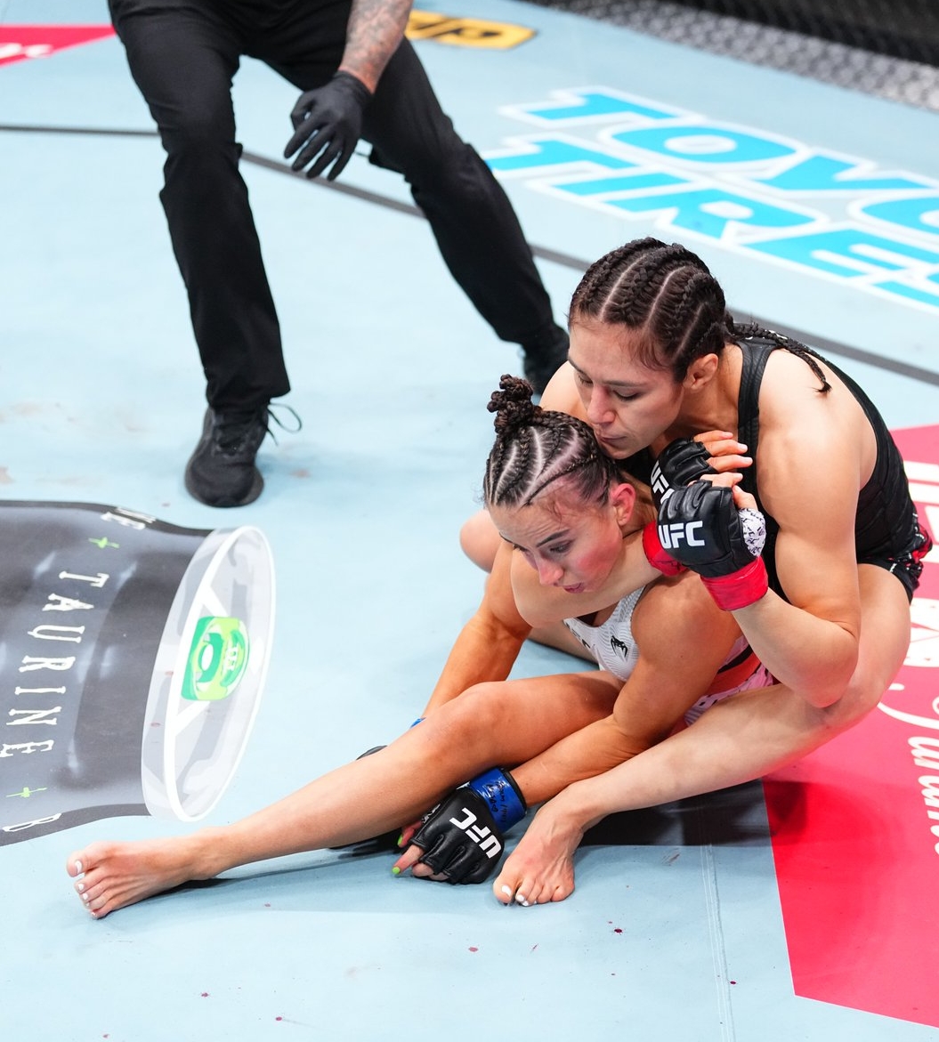 video review : Alexa Grasso versus Maycee Barber at UFC Fight Night