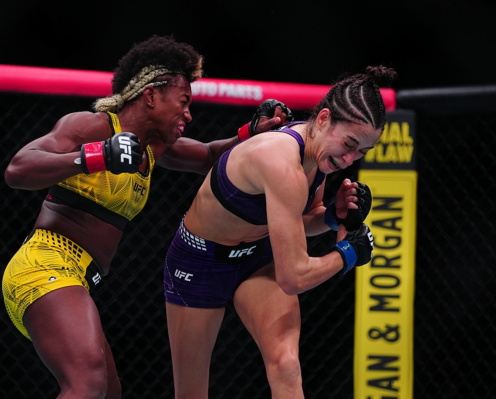 video review : Alexia Thainara versus Bruna Brasil at UFC Fight Night