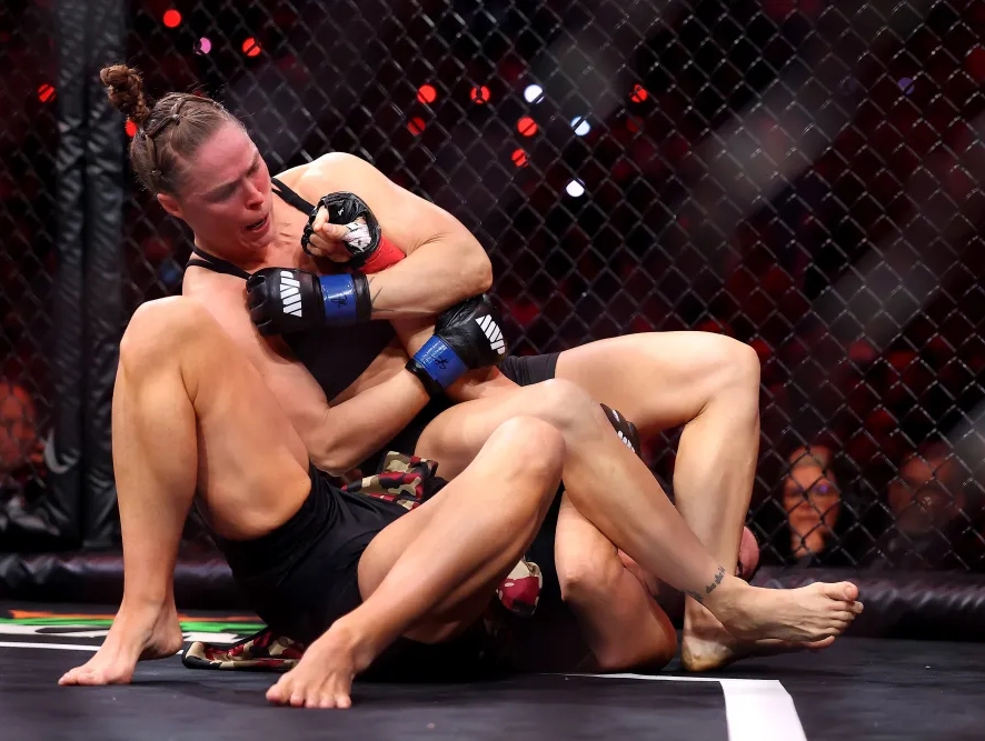 video review : MVP MMA : Rousey Versus Carano