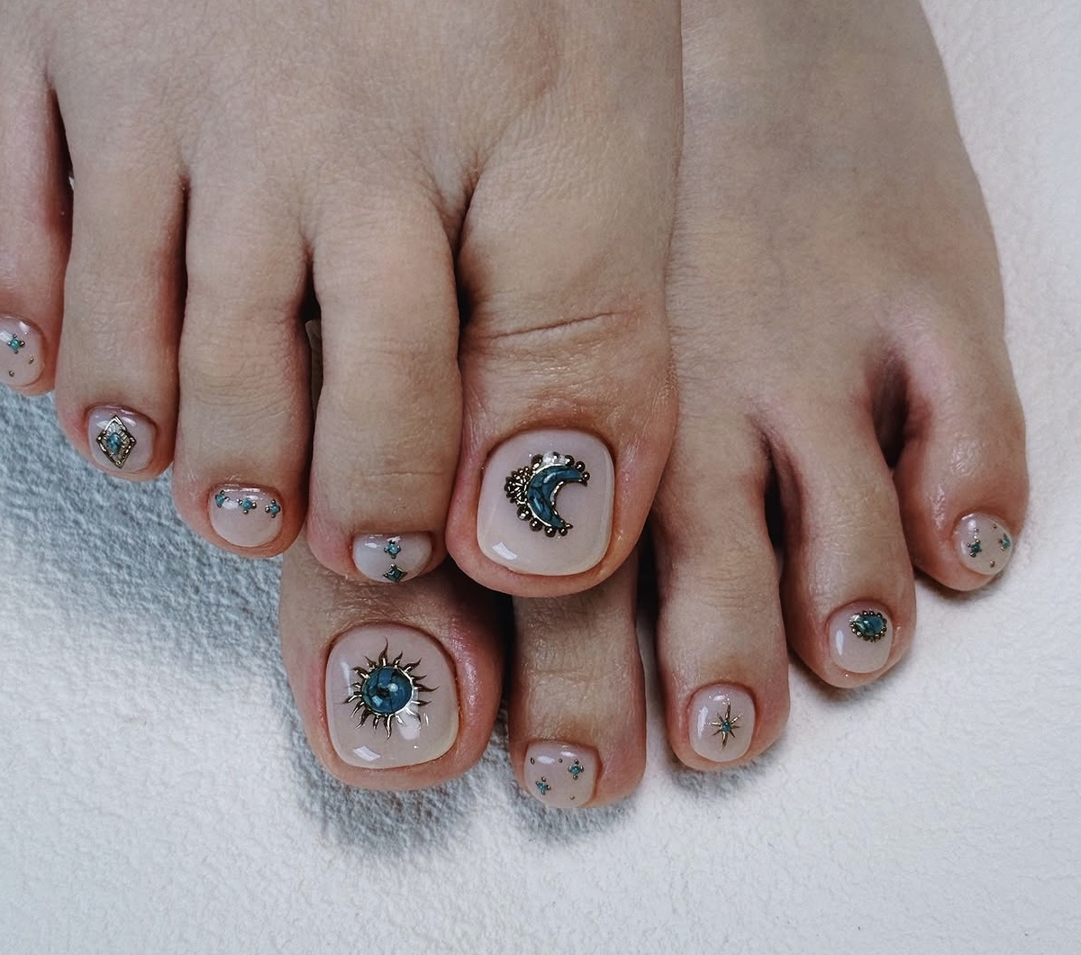 Megumi Han's toes