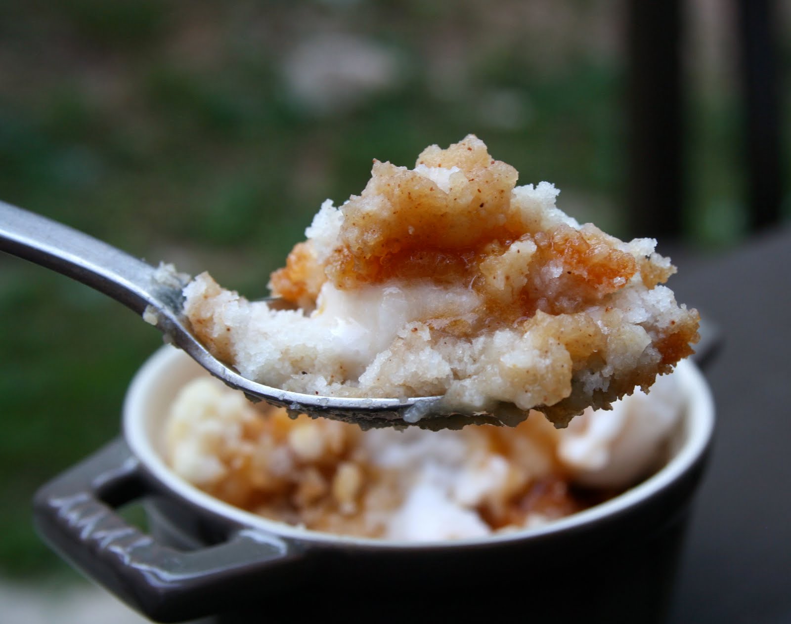 applesauce cobbler