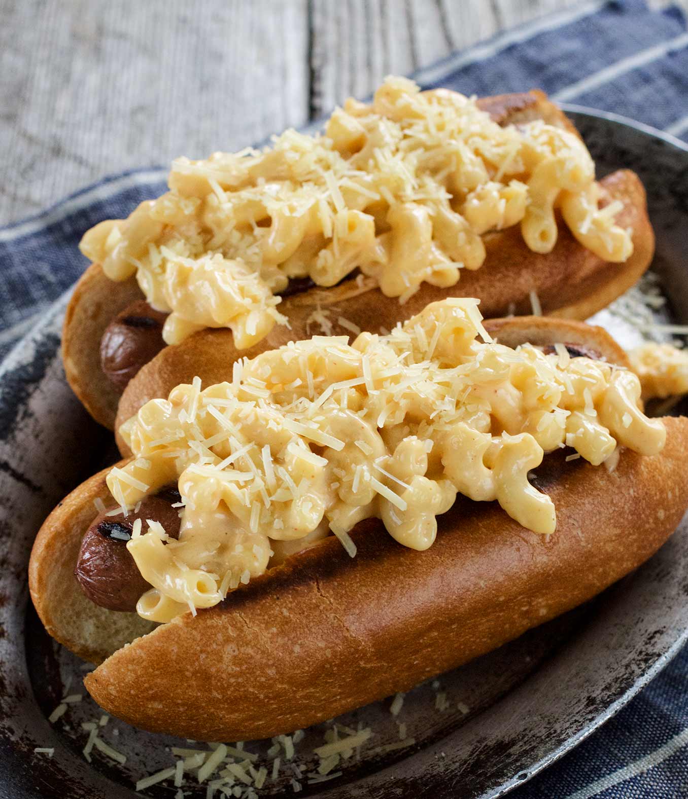mac and cheese hot dogs