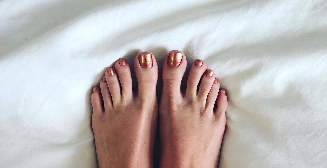 Kaitlin Huwe's toes