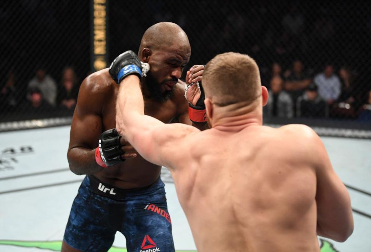 video review : Corey Anderson versus Jan Błachowicz at UFC Fight Night